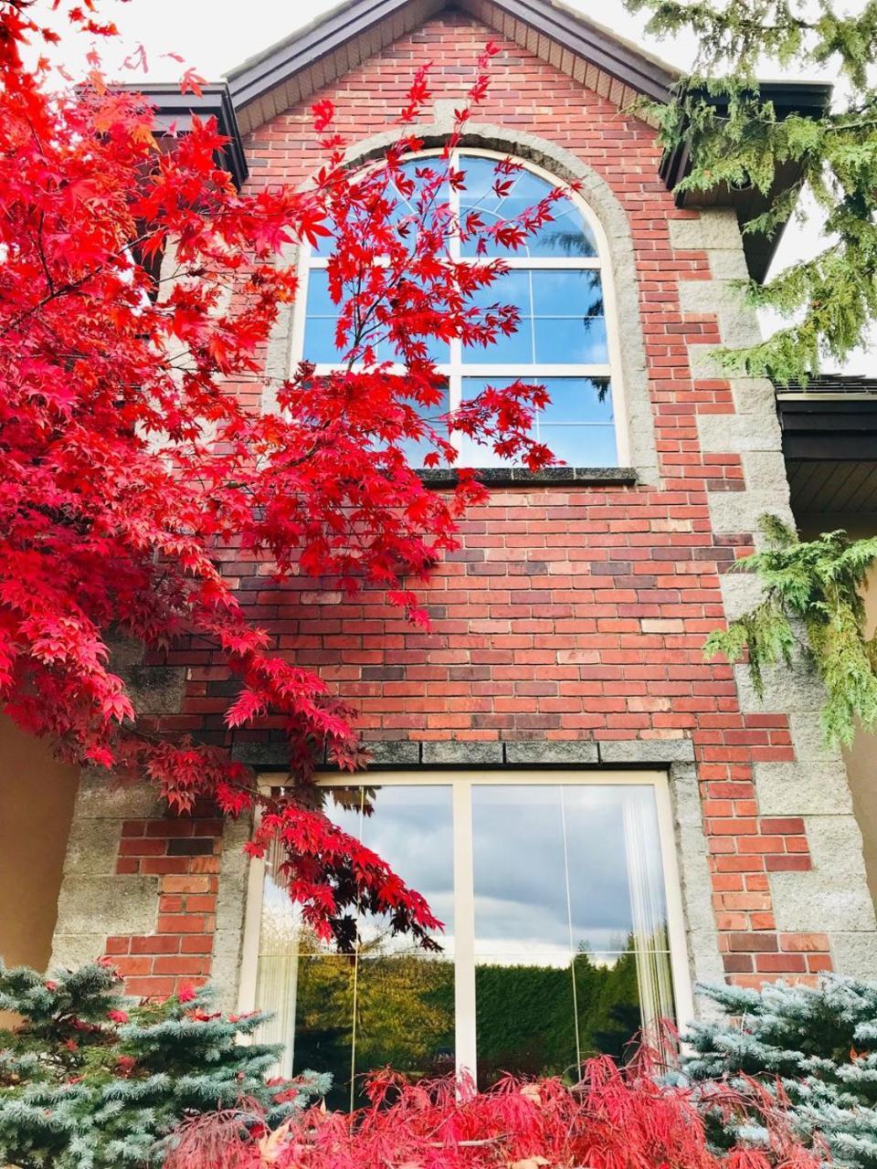 Cedar Manor Bed And Breakfast Pitt Meadows Dış mekan fotoğraf