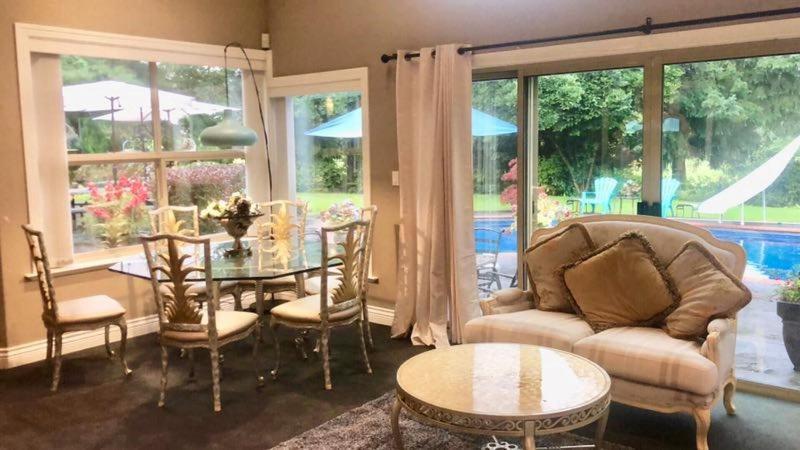 Cedar Manor Bed And Breakfast Pitt Meadows Dış mekan fotoğraf